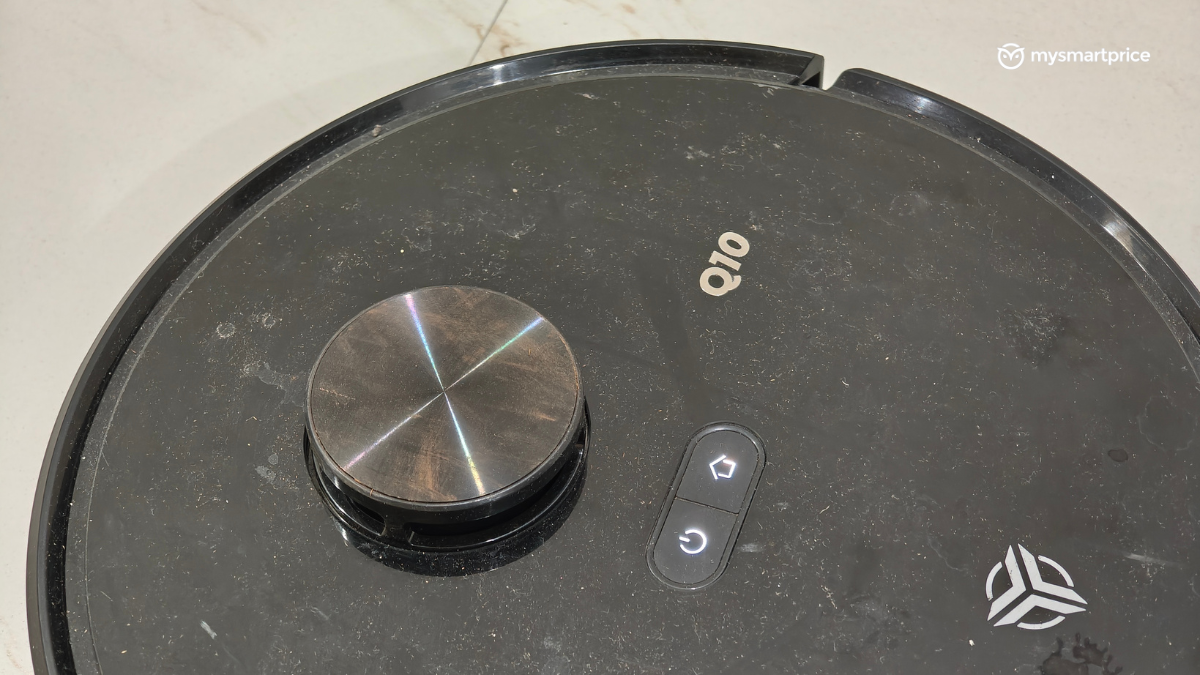 Scratched surface of the Laseron Q10