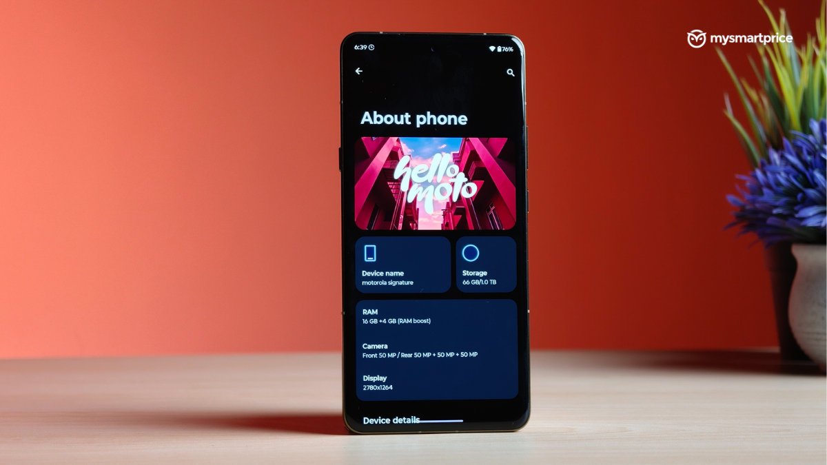 Hello UI on the Motorola Signature